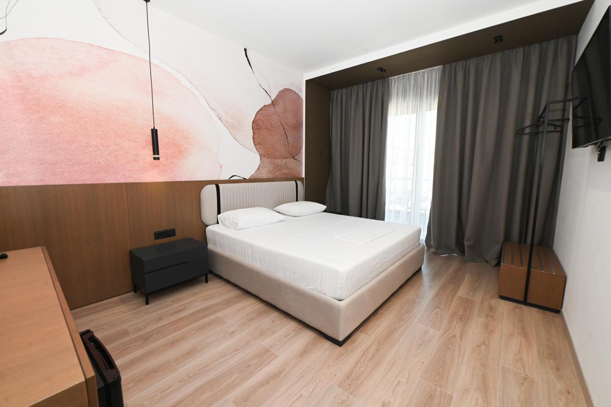 Monun Hotel Ksamil Esterno foto