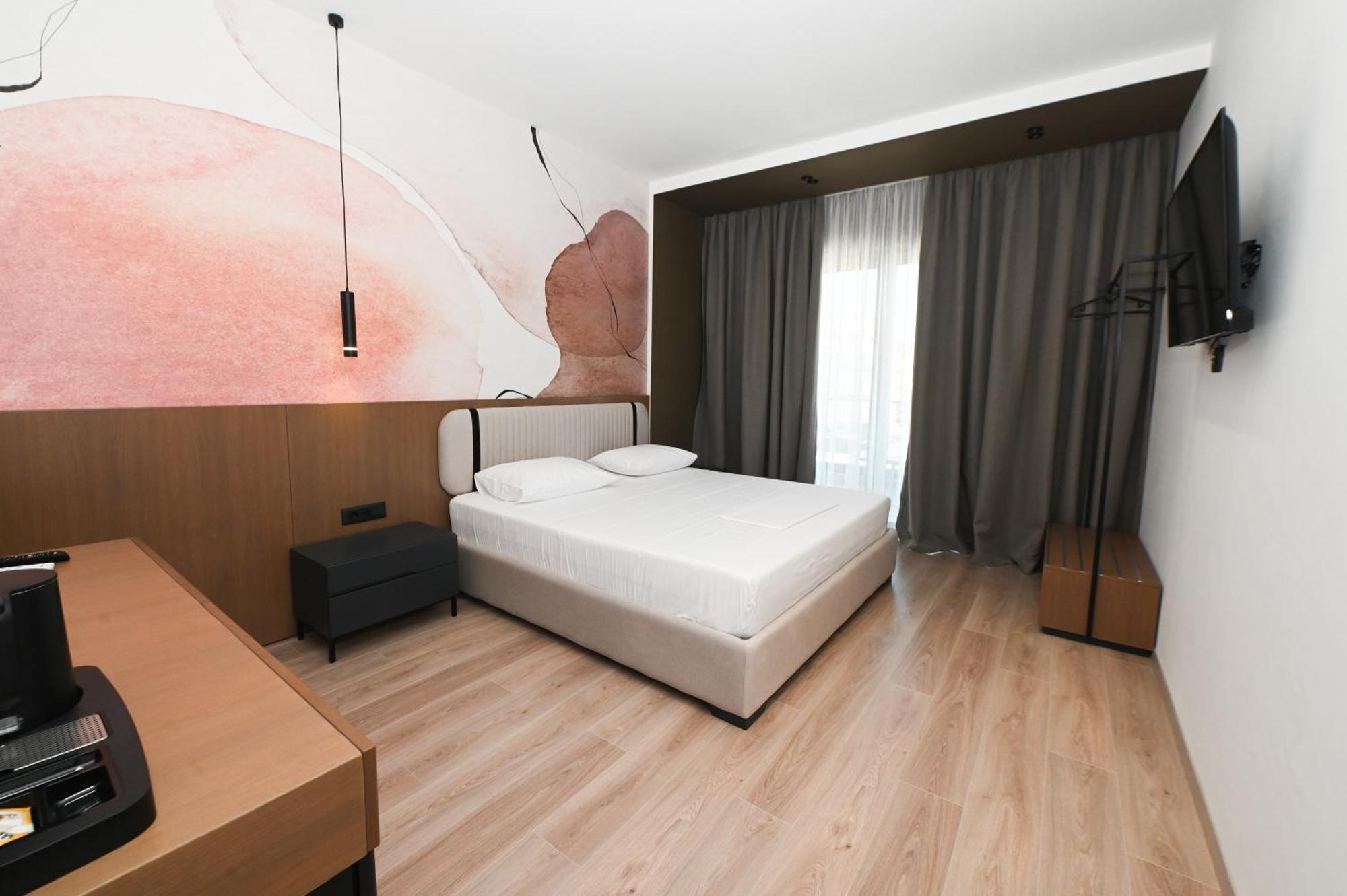Monun Hotel Ksamil Esterno foto