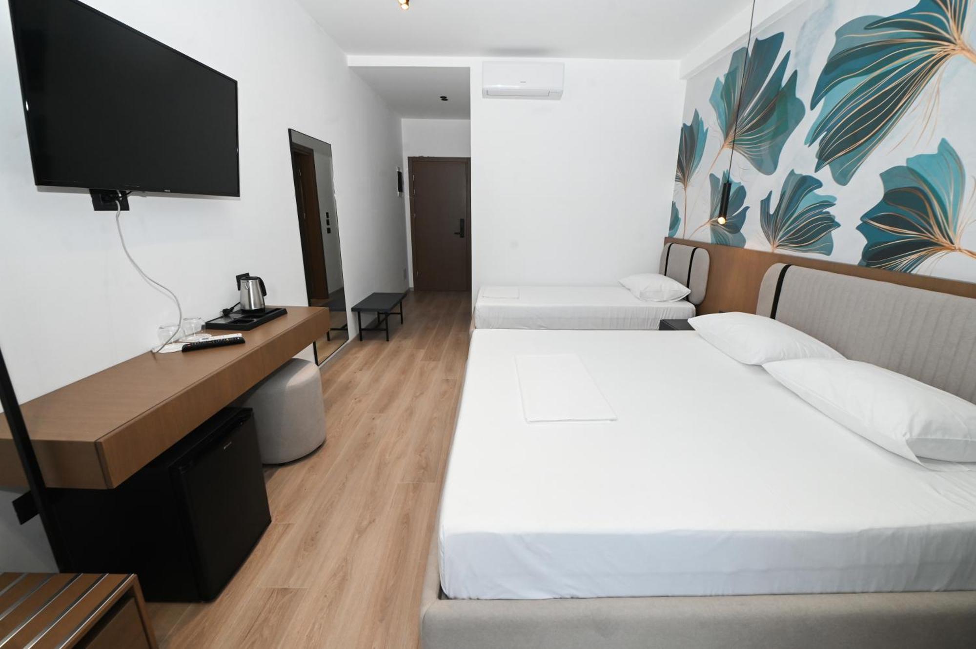 Monun Hotel Ksamil Esterno foto