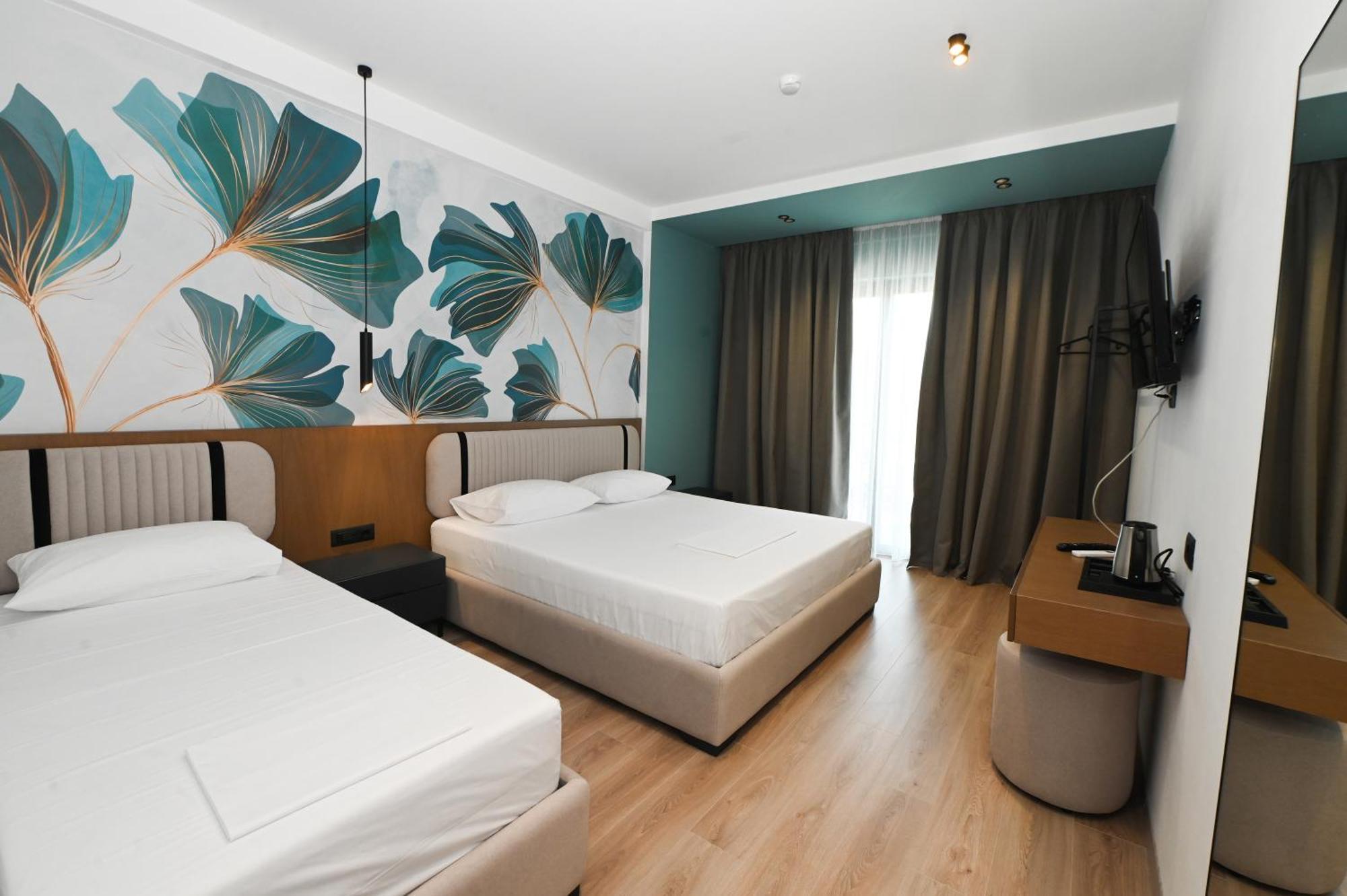 Monun Hotel Ksamil Esterno foto
